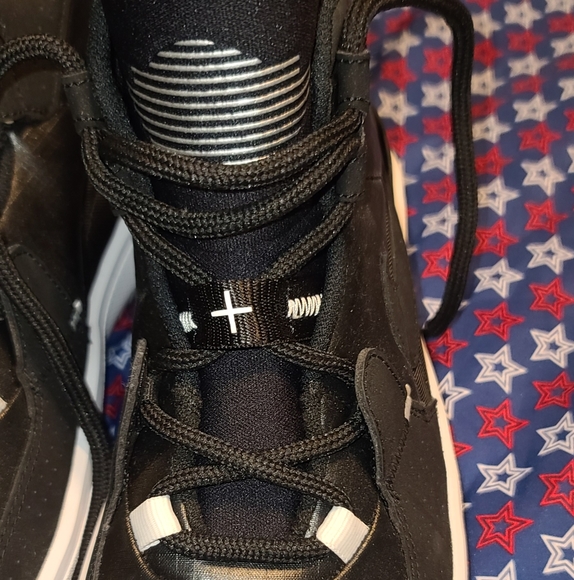 Nike Sneakers - Picture 7 of 14